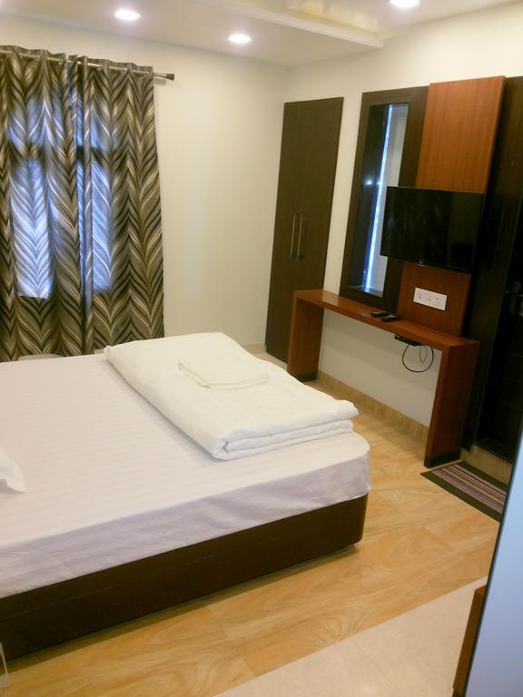 Hotel Sangat Plaza Bhopal Kamer foto