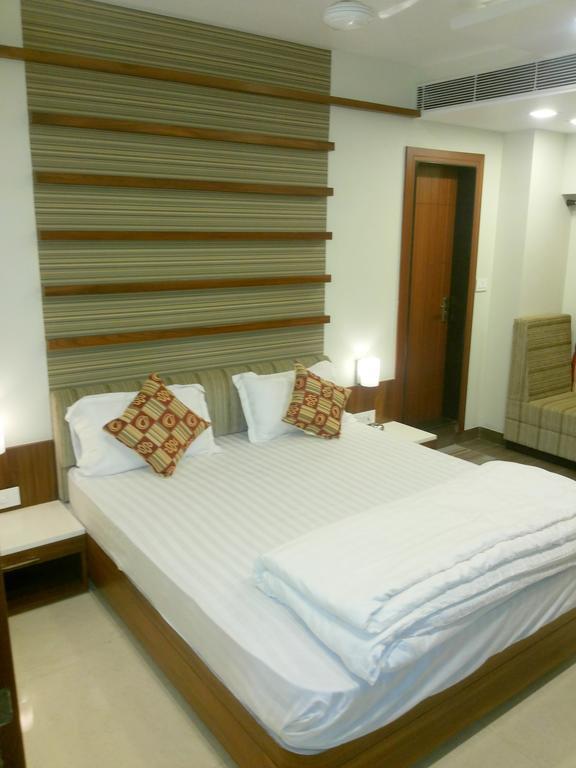 Hotel Sangat Plaza Bhopal Kamer foto
